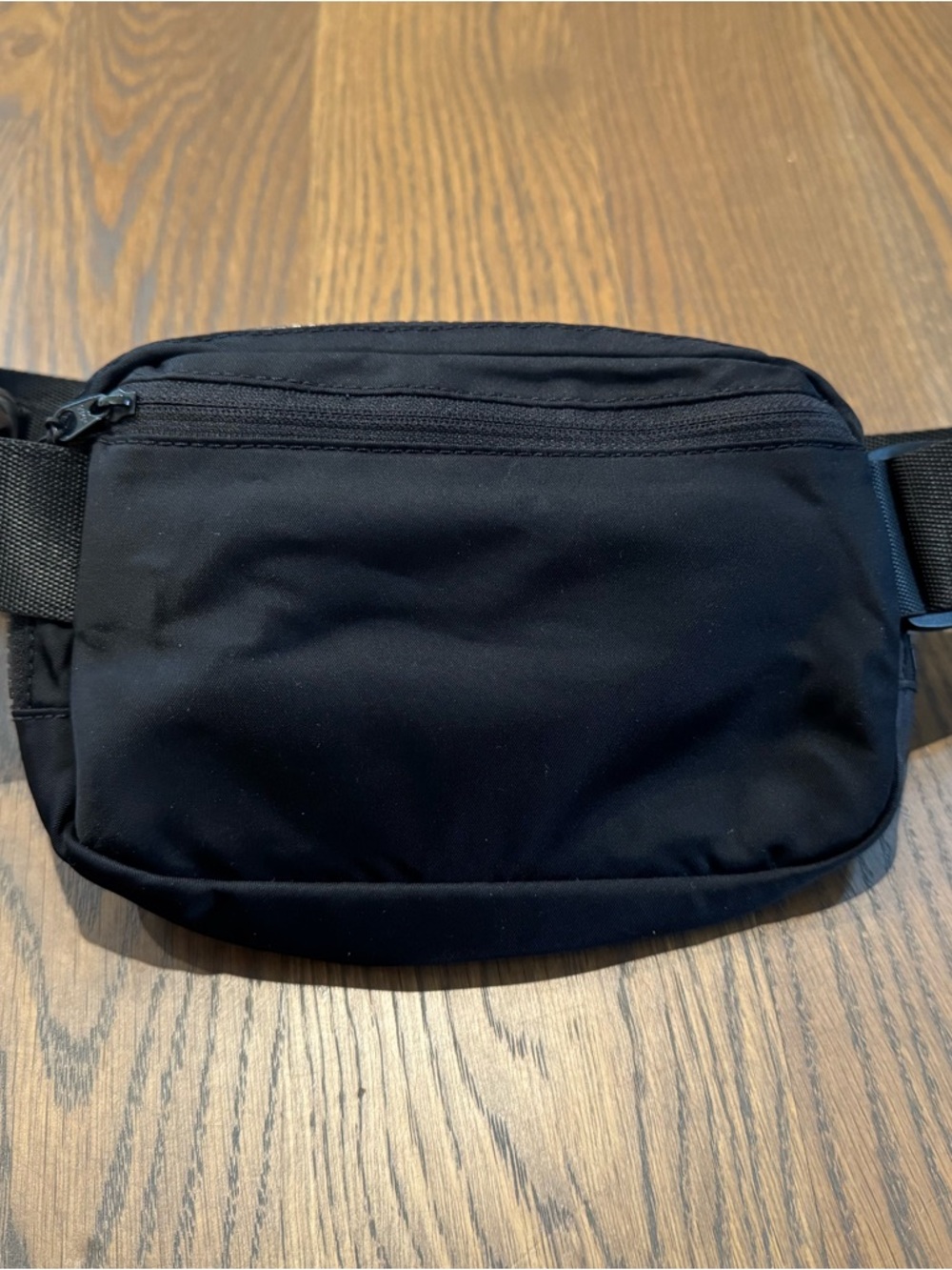 Lululemon Everywhere Belt Bag 1L in Black - Picture 2 of 11